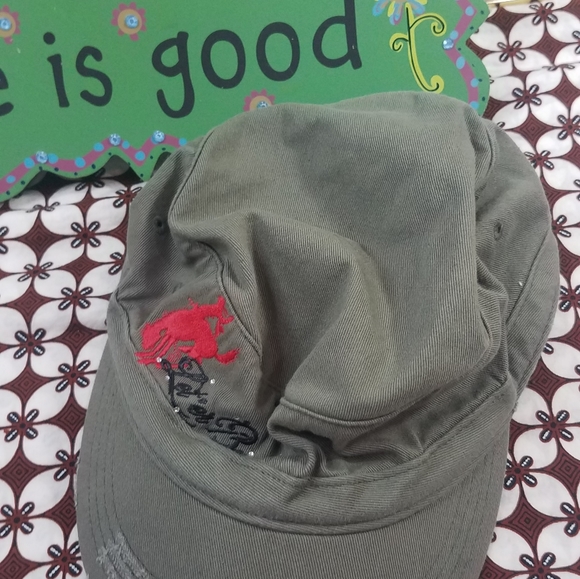 Women Cap - Picture 9 of 9